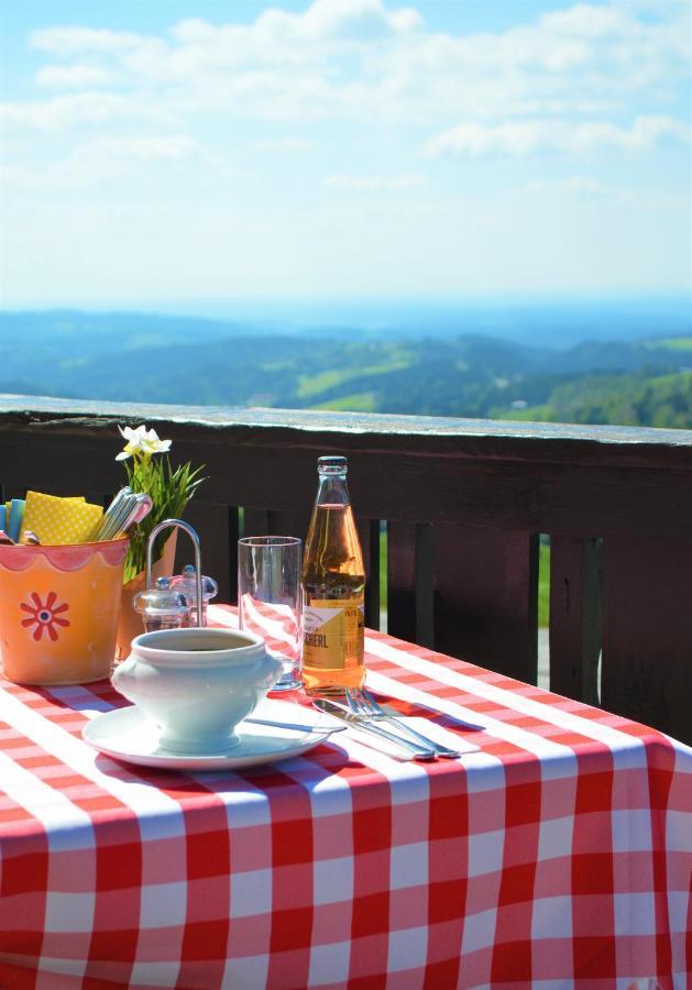Gasthaus 3-Laenderblick Mönichkirchen エクステリア 写真