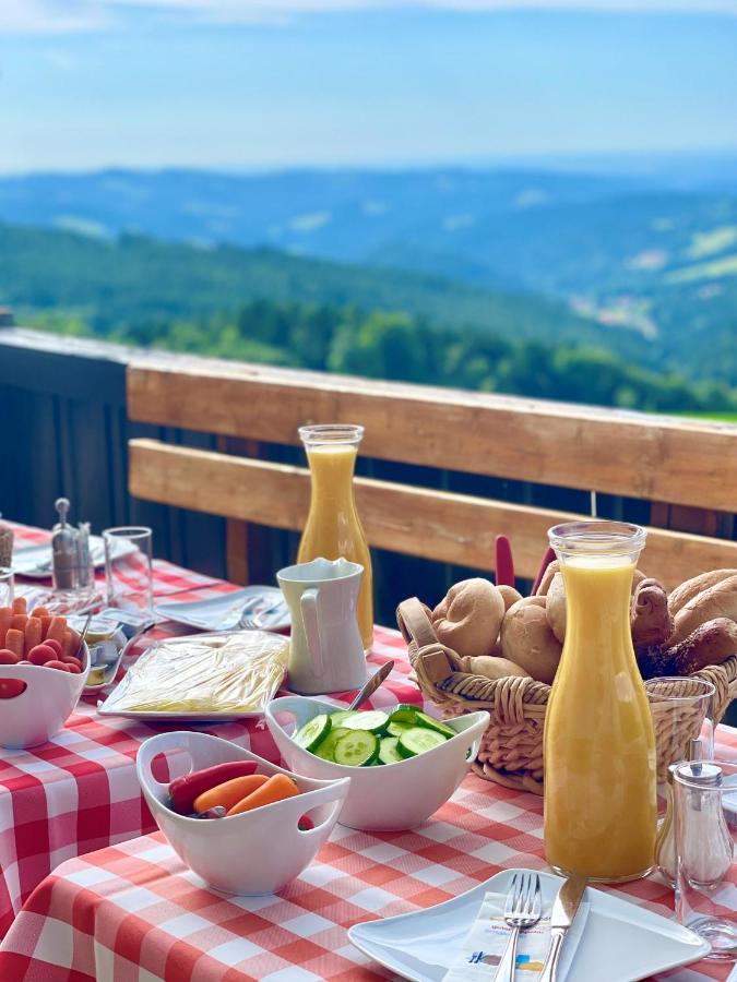 Gasthaus 3-Laenderblick Mönichkirchen エクステリア 写真